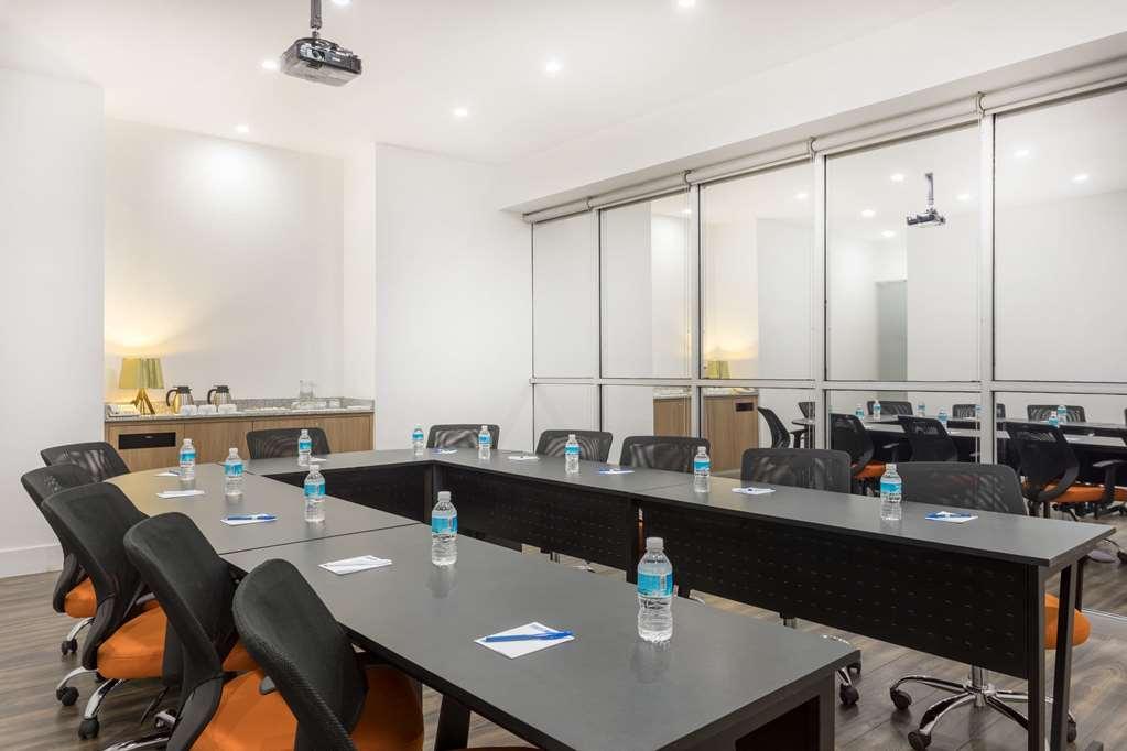 Tryp Mexico City World Trade Hotel Facilities photo